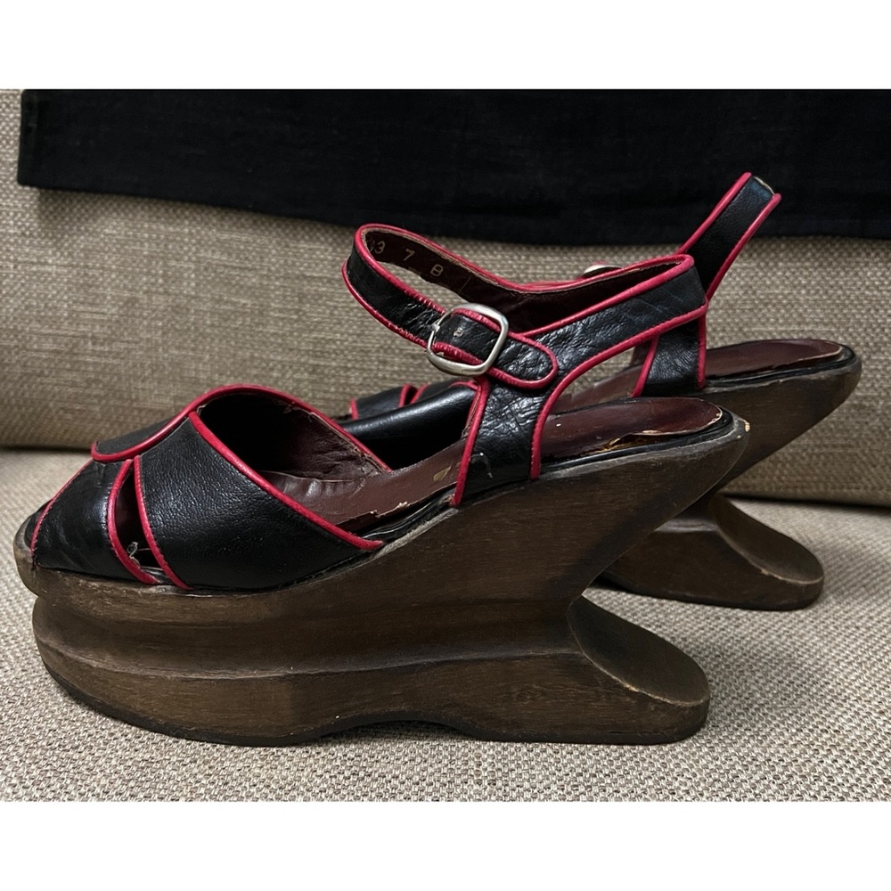 Vintage clothespin shoes. - Picture 14 of 16